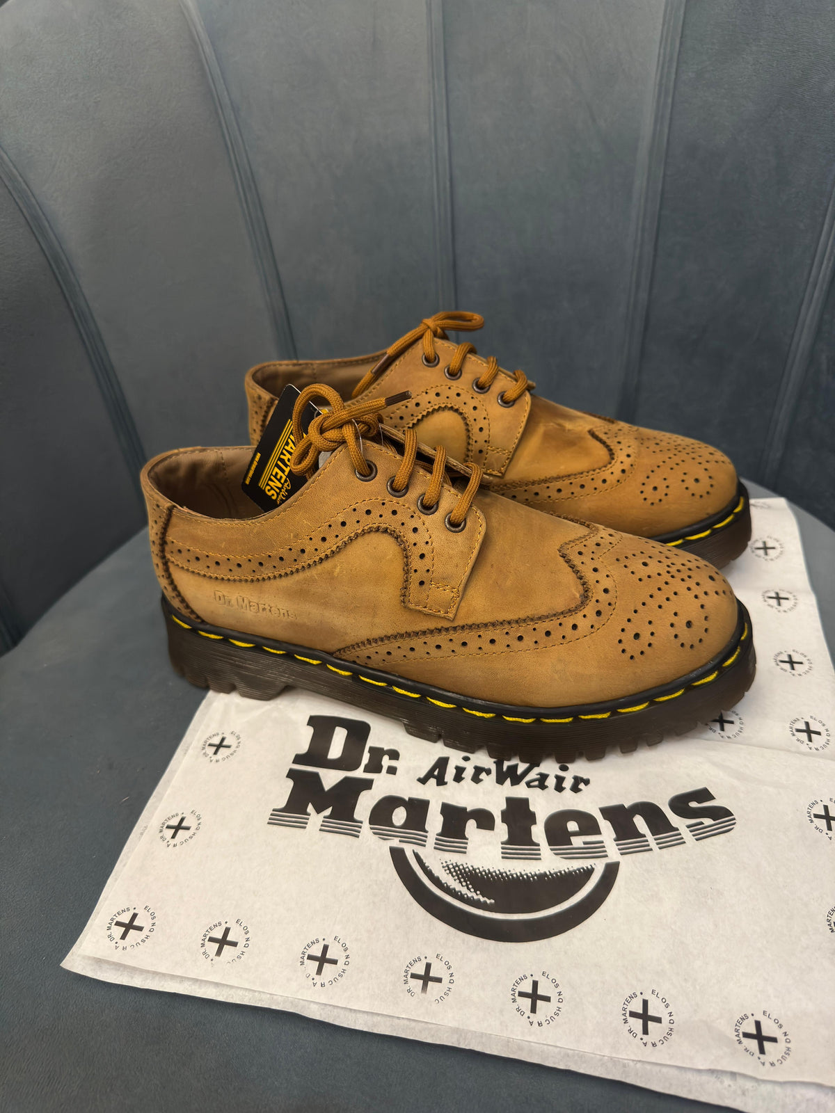DR MARTENS SHORT BOOT