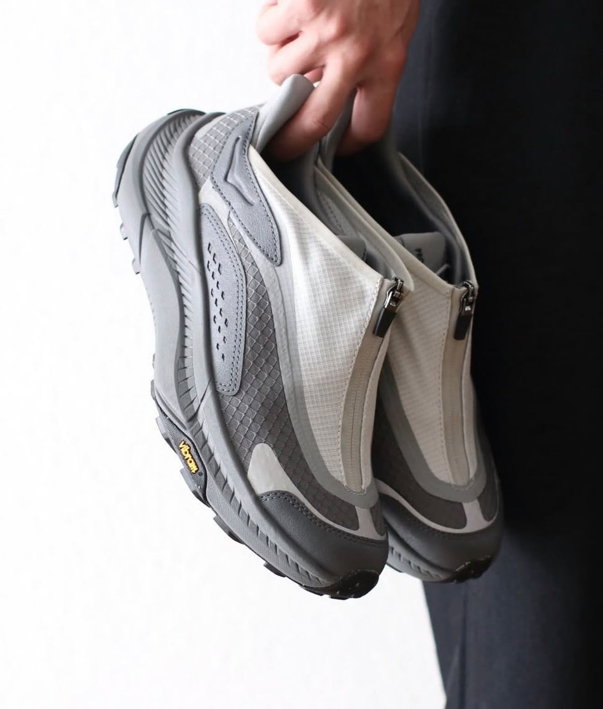 HOKA ONE ONE PROJECT TRANSPORT STARDUST GREY