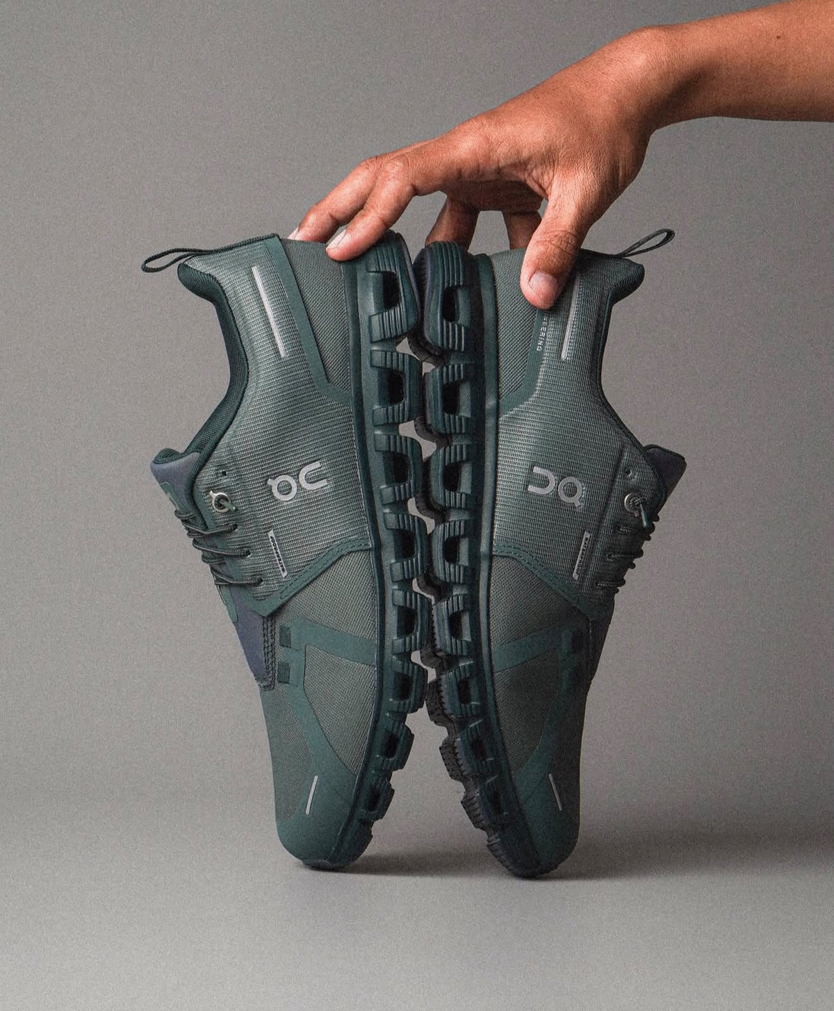 ON CLOUD 6 WATERPROOF RUNNING