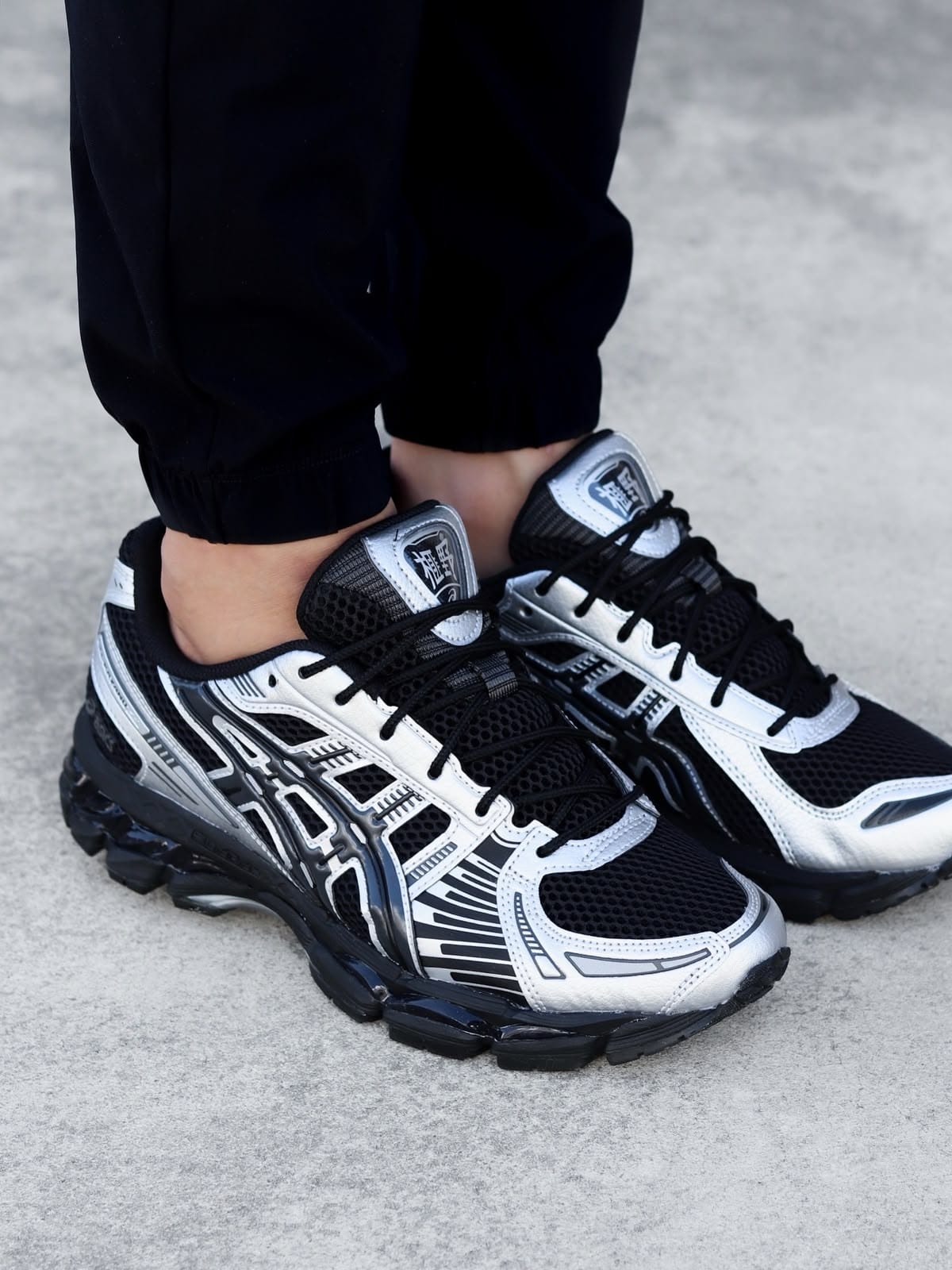 ASICS GEL NIMBUS 12.1KITH METALLIC BLACK