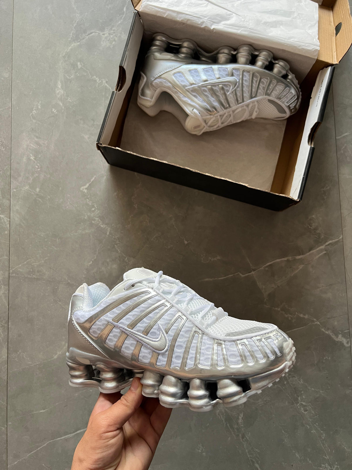 NIKE SHOX TL