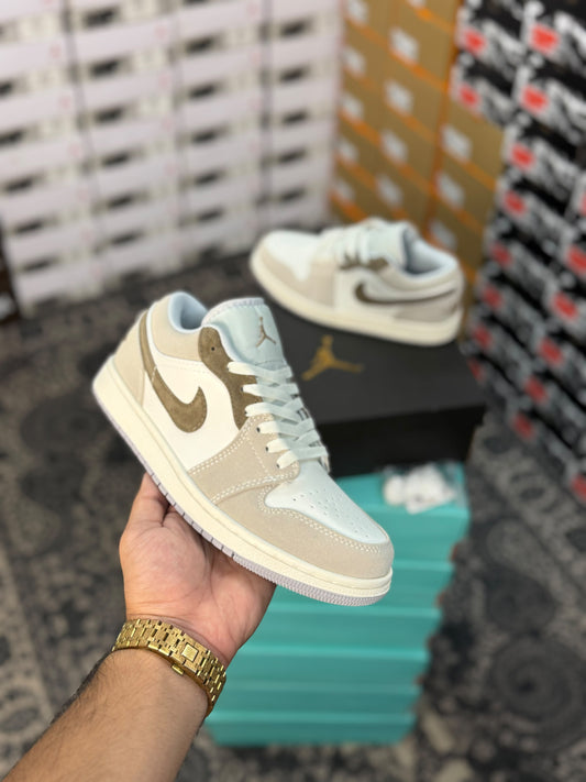 NIKE AIR JORDAN 1 LOW SE LEGEND LIGHT BROWN
