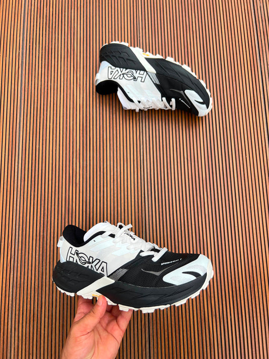 HOKA SPEEDGOAT