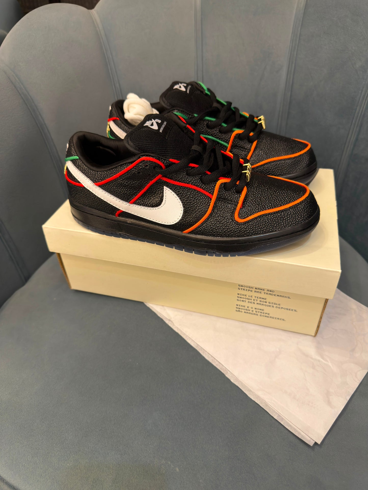 NIKE SB DUNK LOW BRONX GIRLS SKATE