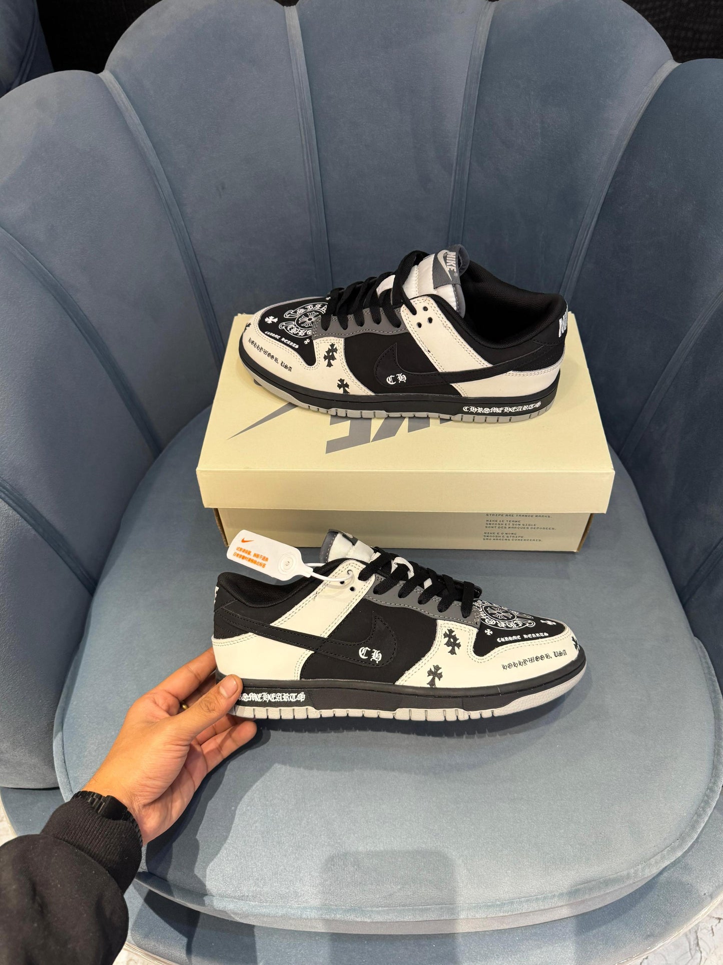 NIKE SB DUNK 2023 CHROME HEART