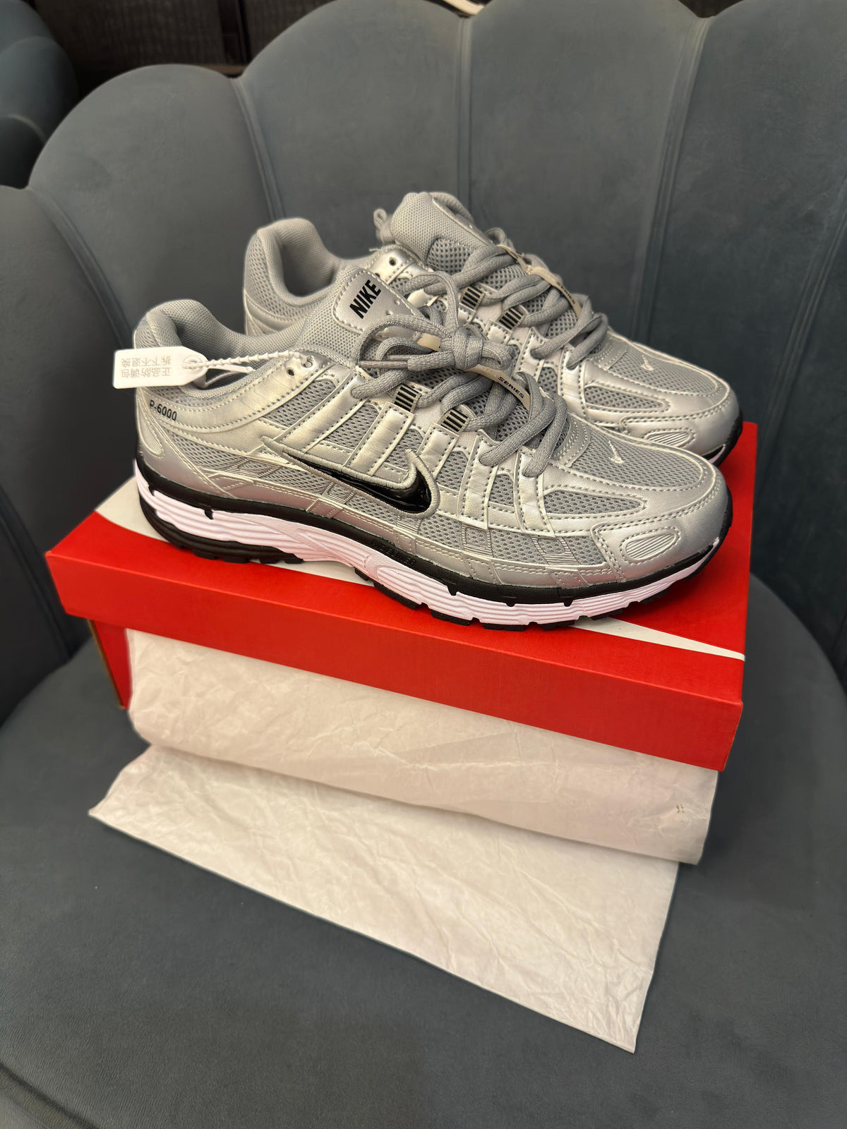 NIKE P 6000 TRAINER SILVER BLACK