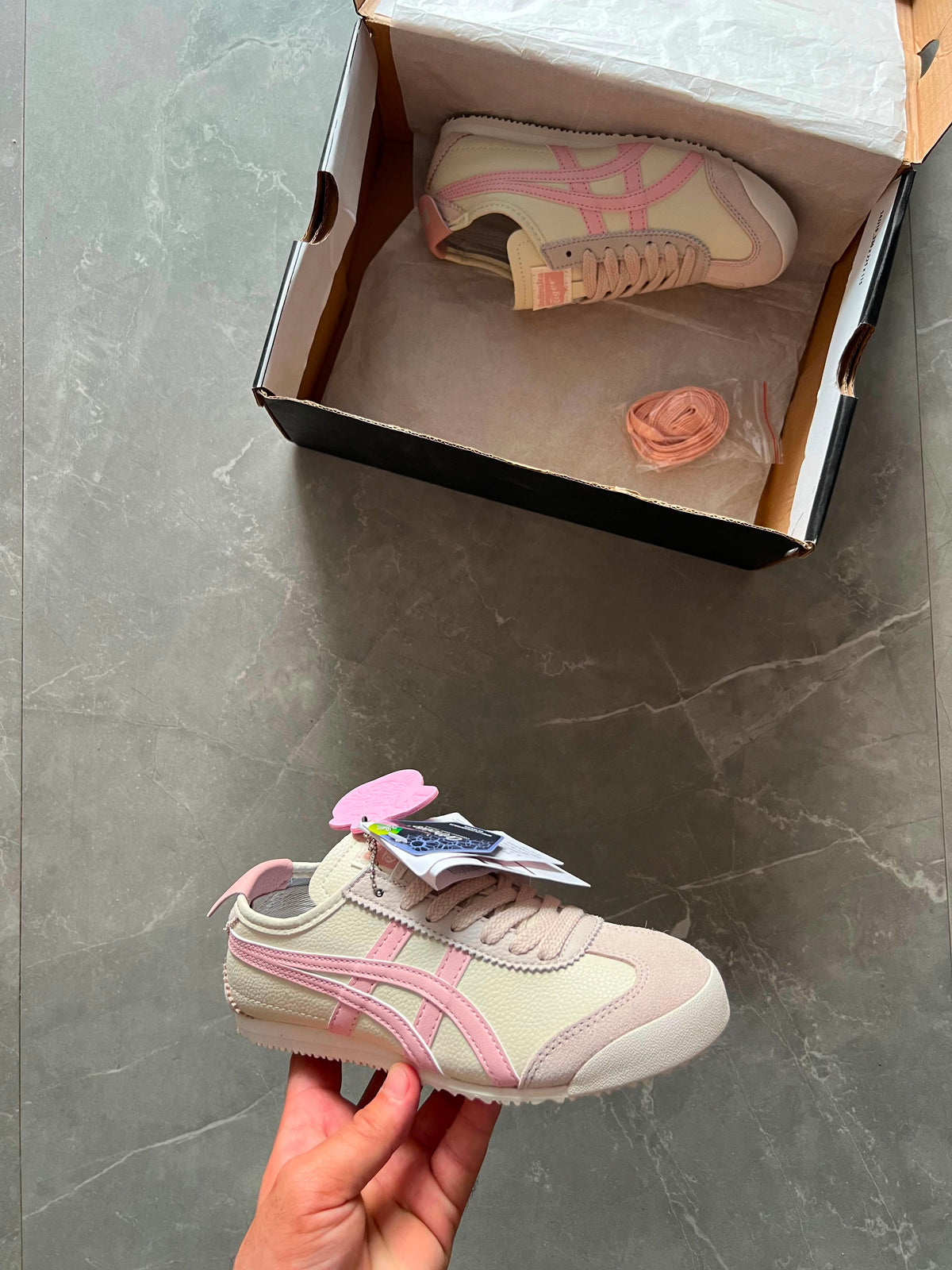 ONITSUKA TIGER CREAM AND GINGER PEACH