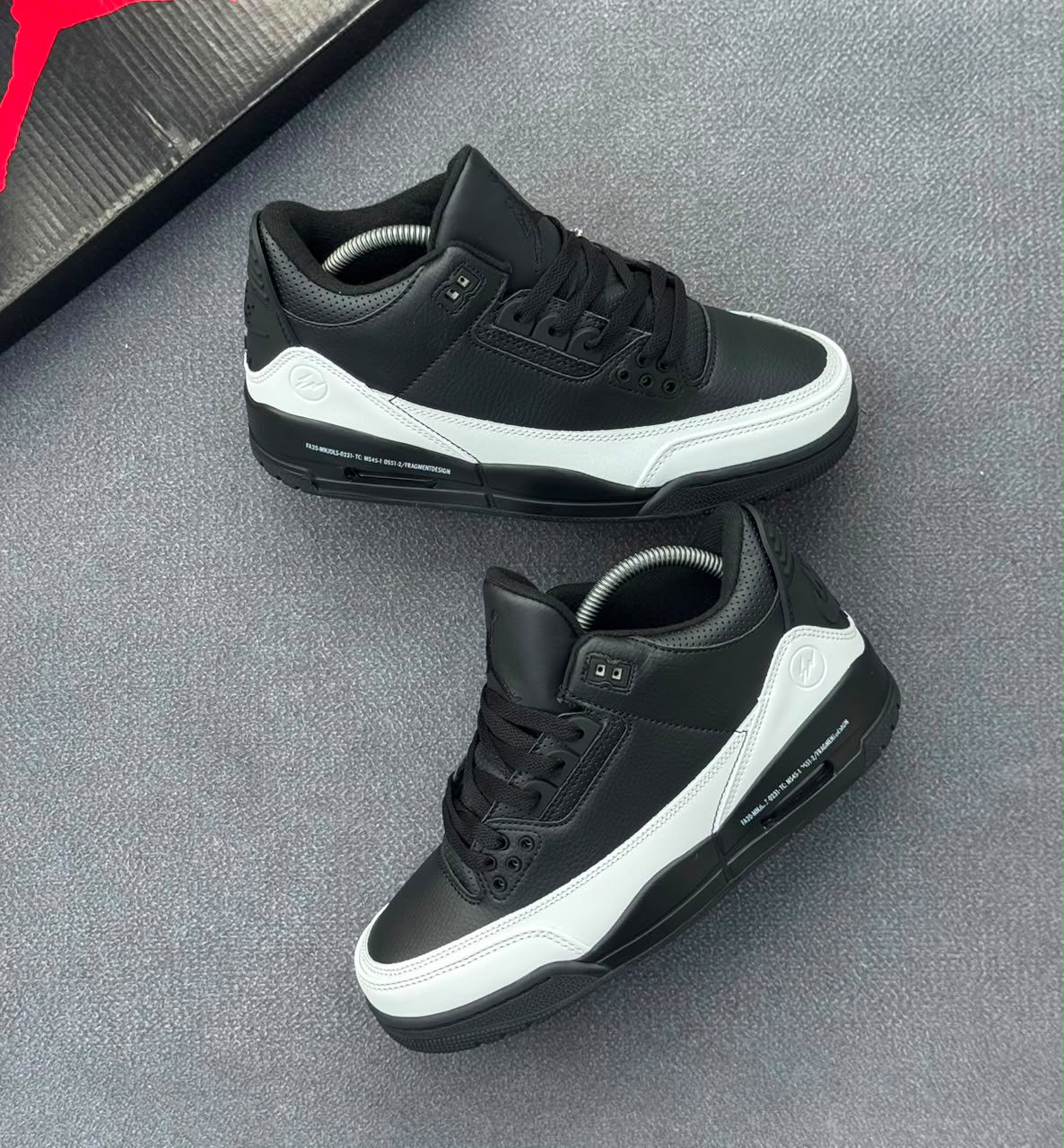 FRAGMENT DESIGN X NIKE AIR JORDAN 3