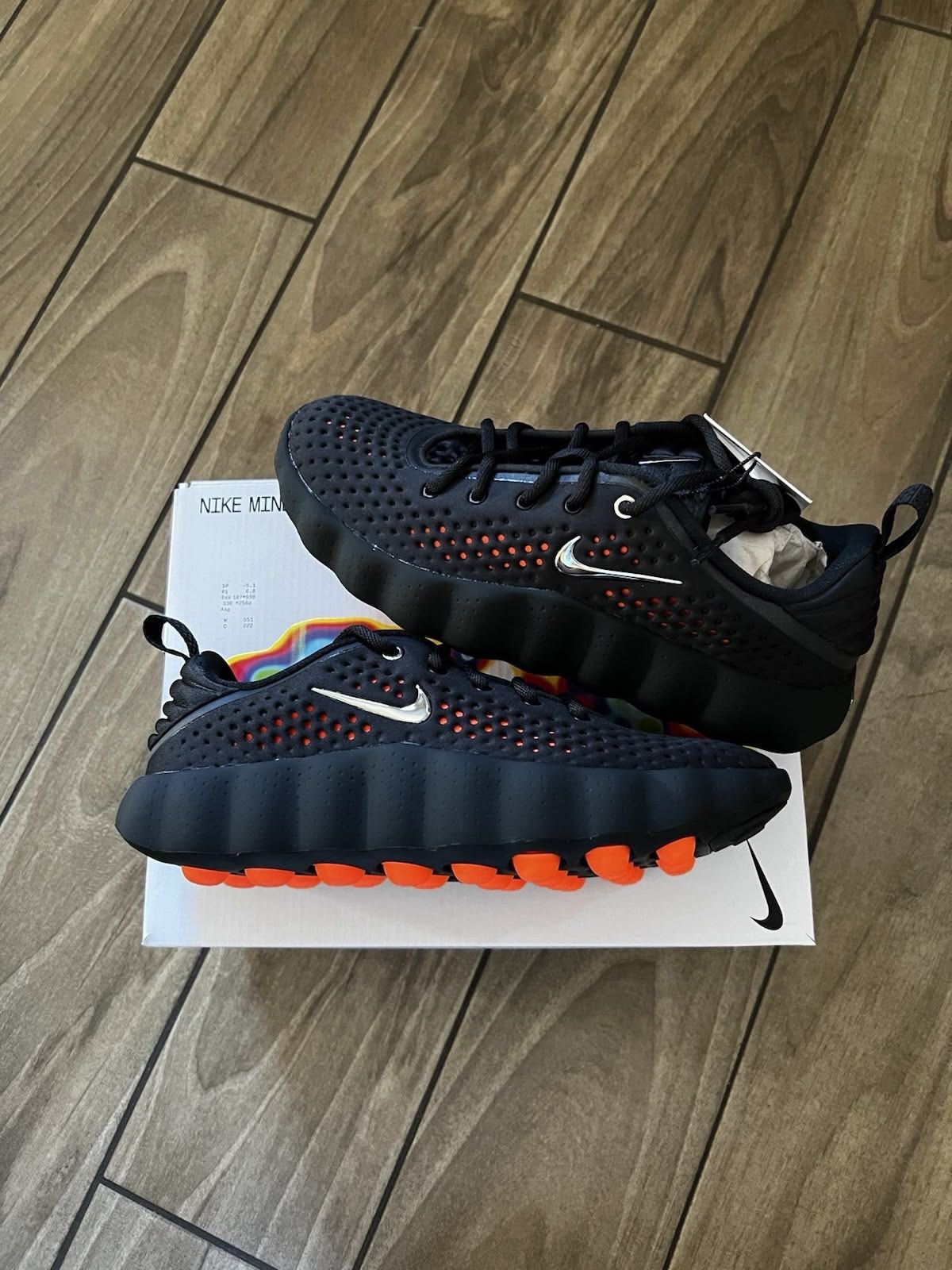 NIKE MIND 002 BLACK