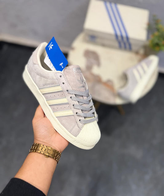 ADIDAS ORIGINALS SUPERSTAR GREY SUIDE REIGN
