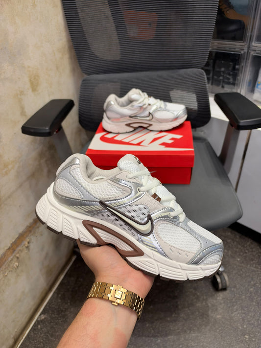 NIKE V5 RNR SAIL FAUNA BROWN PHANTOM