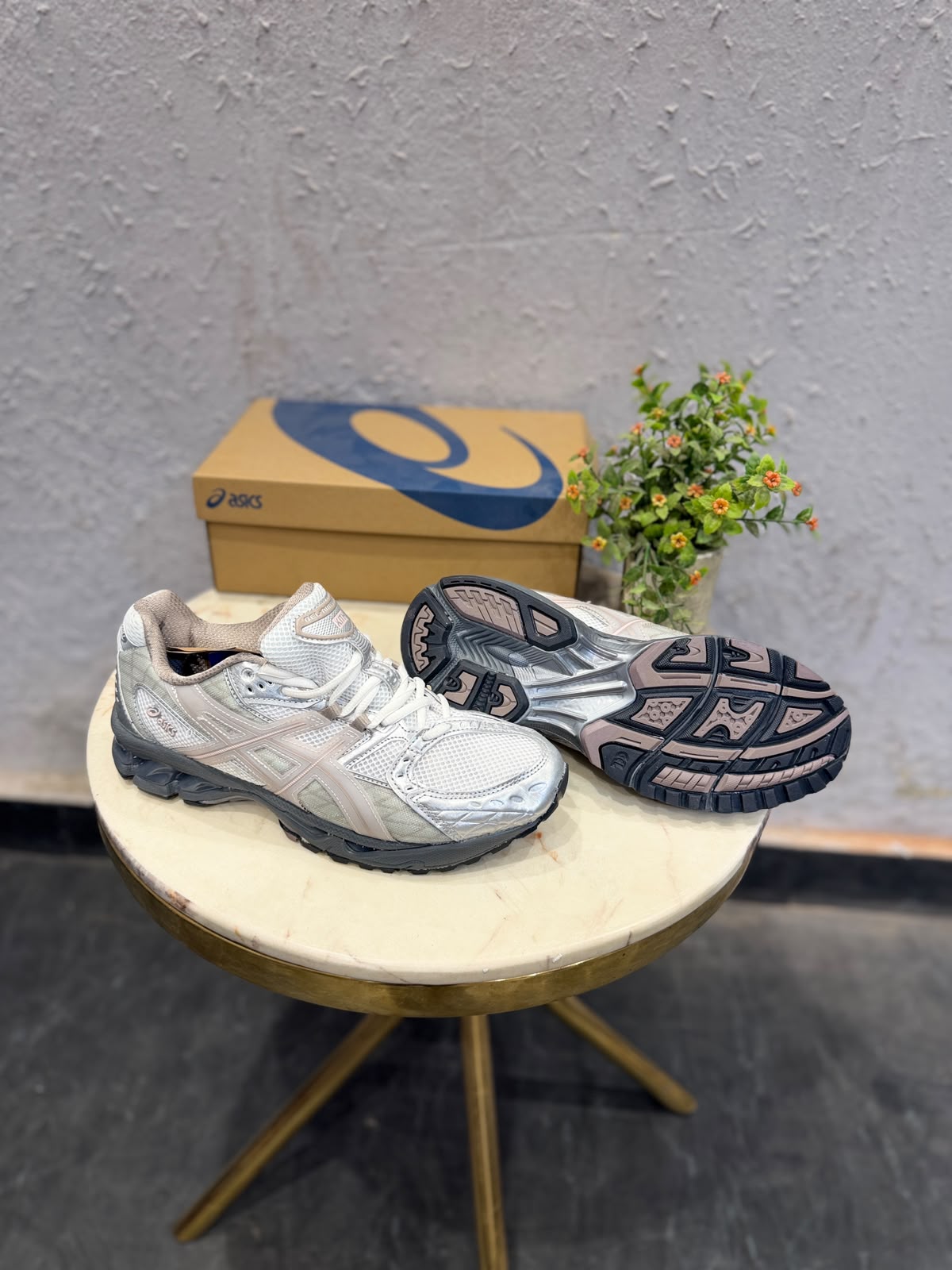 ASICS  GEL NIMBUS 10.1 KITH WHITE MORGANITE