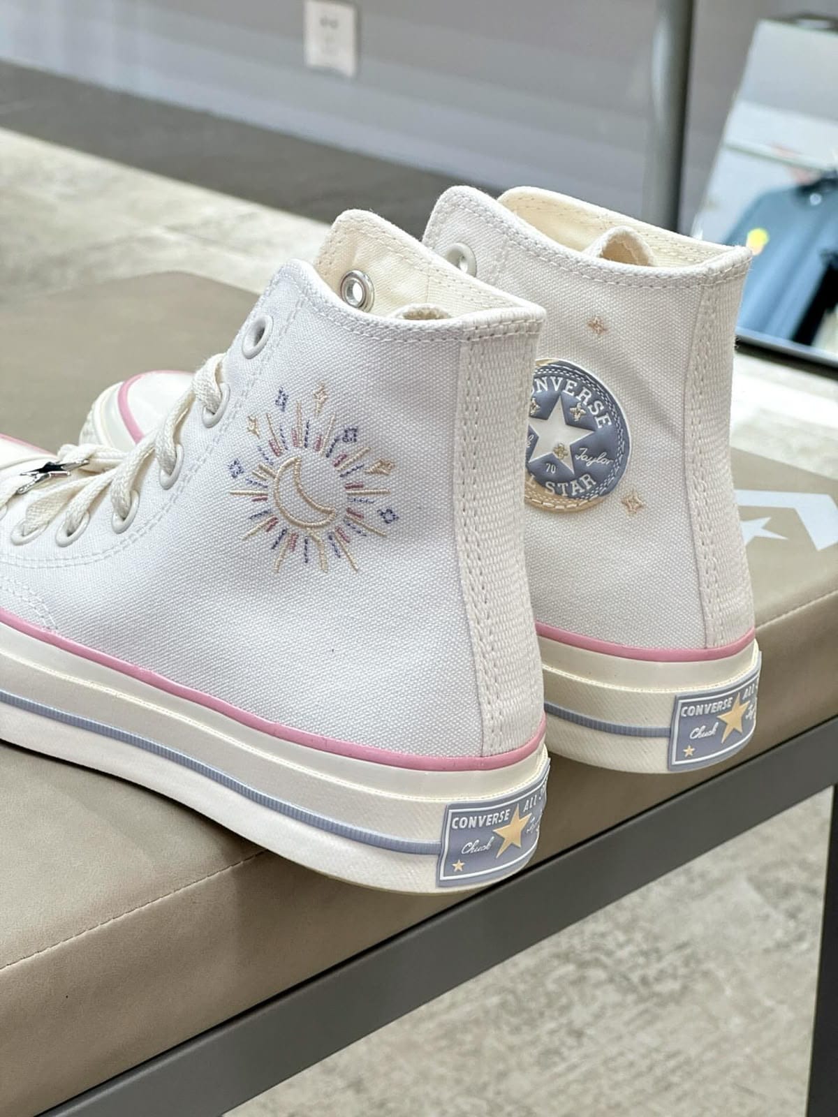 CONVERSE CHUCK 70 MID CELESTIAL WHITE