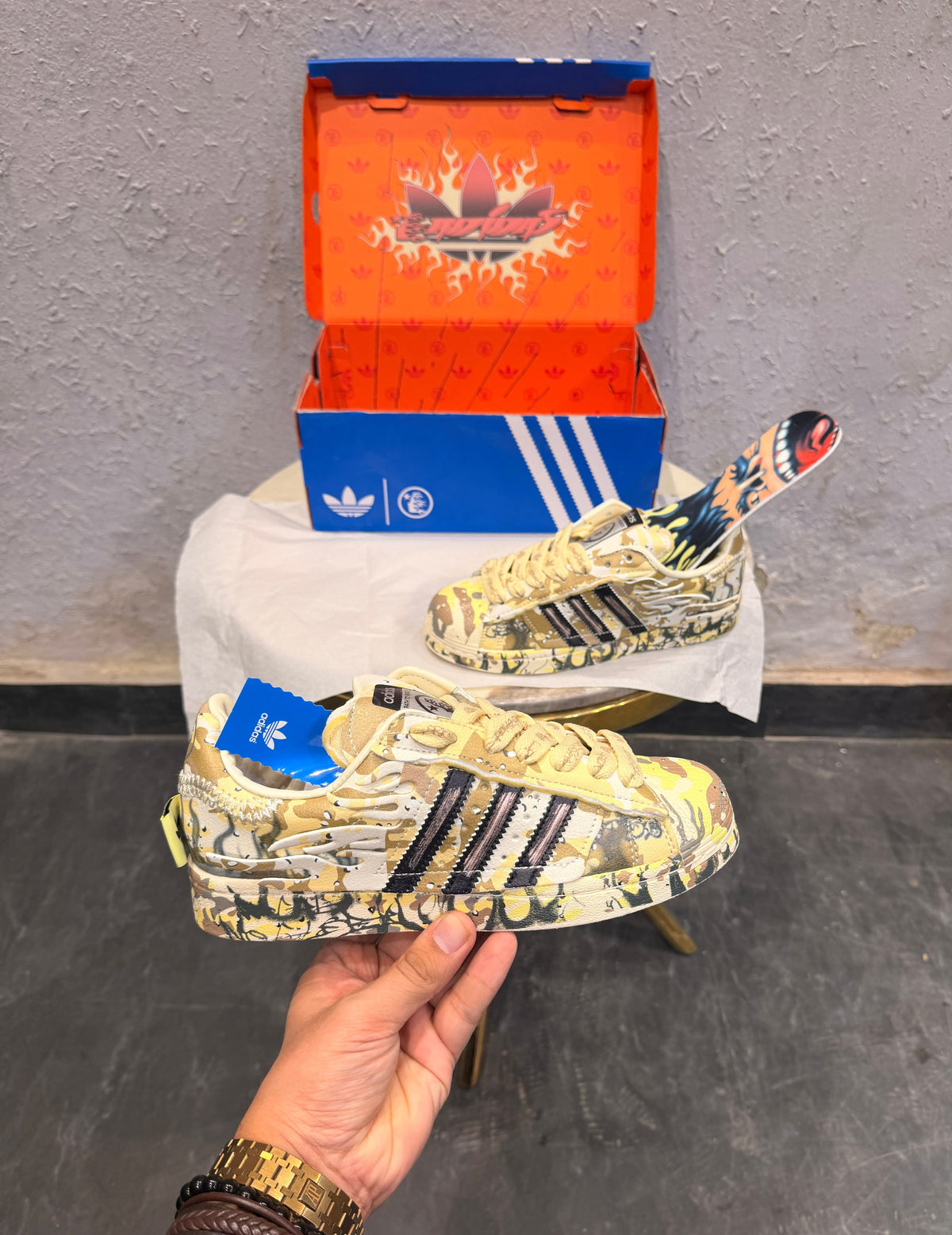 ADIDAS ORIGINALS SUPERSTAR HELLSTAR