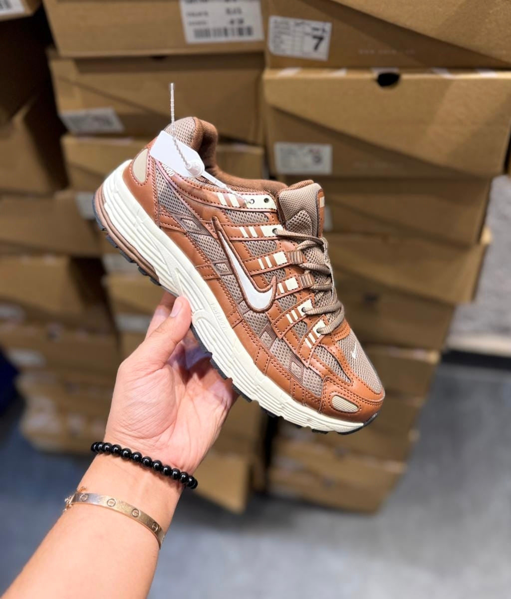 NIKE P 6000 TRAINER BROWN WHITE