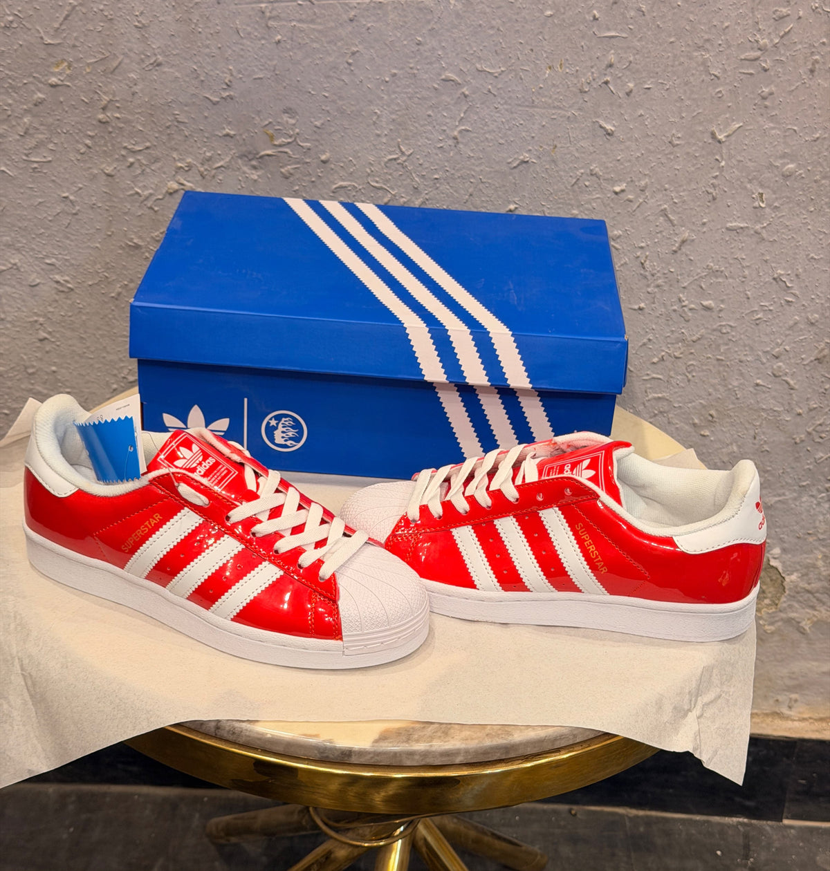 ADIDAS ORIGINALS SUPERSTAR ATMOS RED