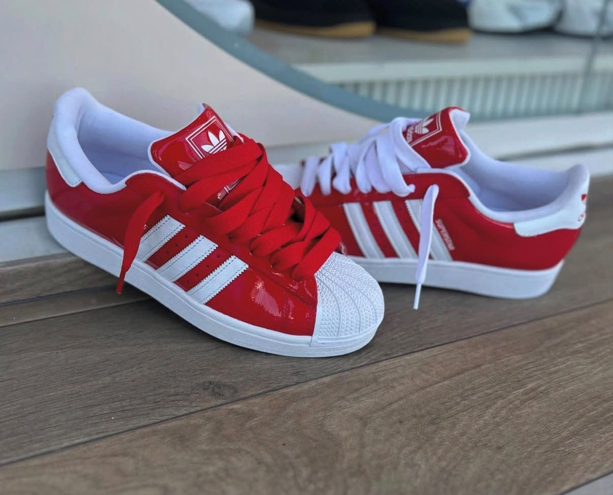 ADIDAS ORIGINALS SUPERSTAR ATMOS RED