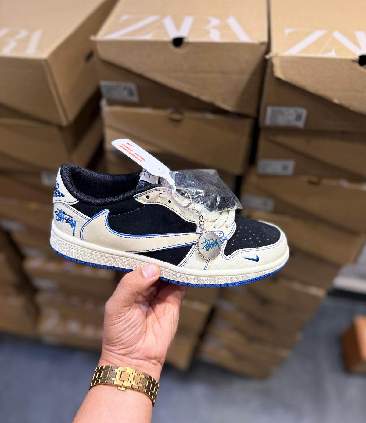 AIR JORDAN RETRO 1 LOW TRAVIS X STUSSY