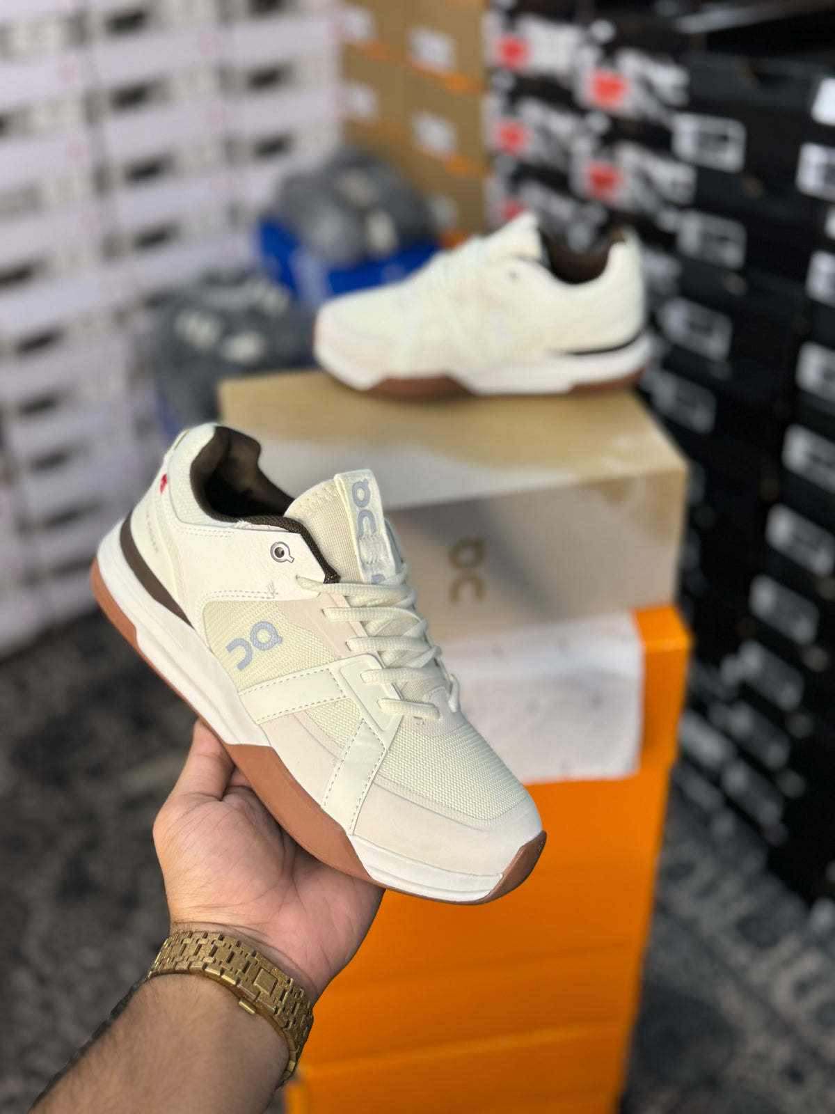 ON THE ROGER PRO ATMOS IVORY PEARL
