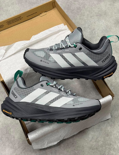 ADIDAS TERREX HIKER 3 GORETEX GREY