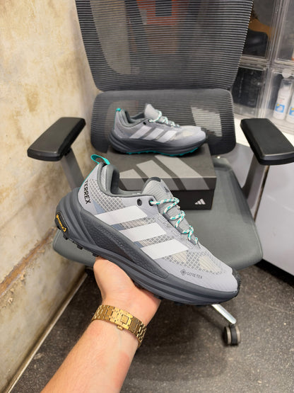ADIDAS TERREX HIKER 3 GORETEX GREY