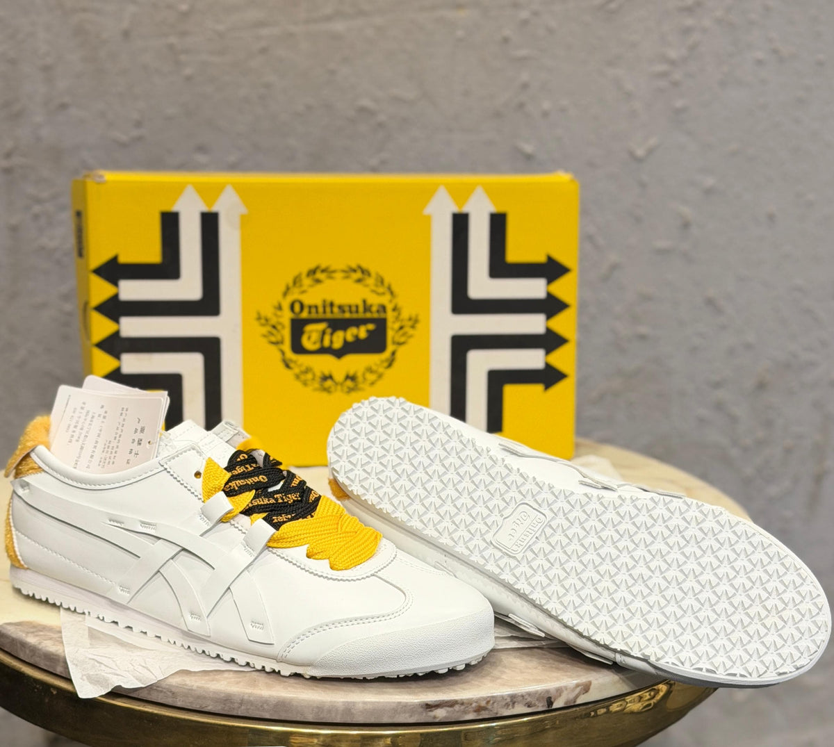 ONITSUKA TIGER MEXICO 66 NEW YEAR 2026