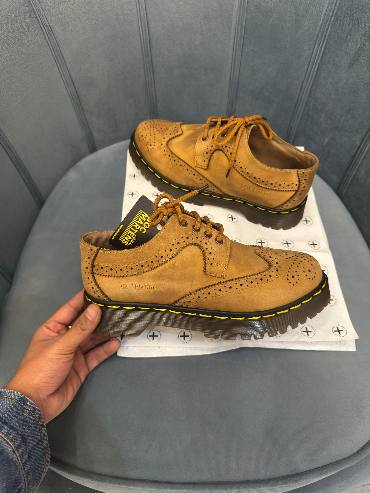 DR MARTENS SHORT BOOT