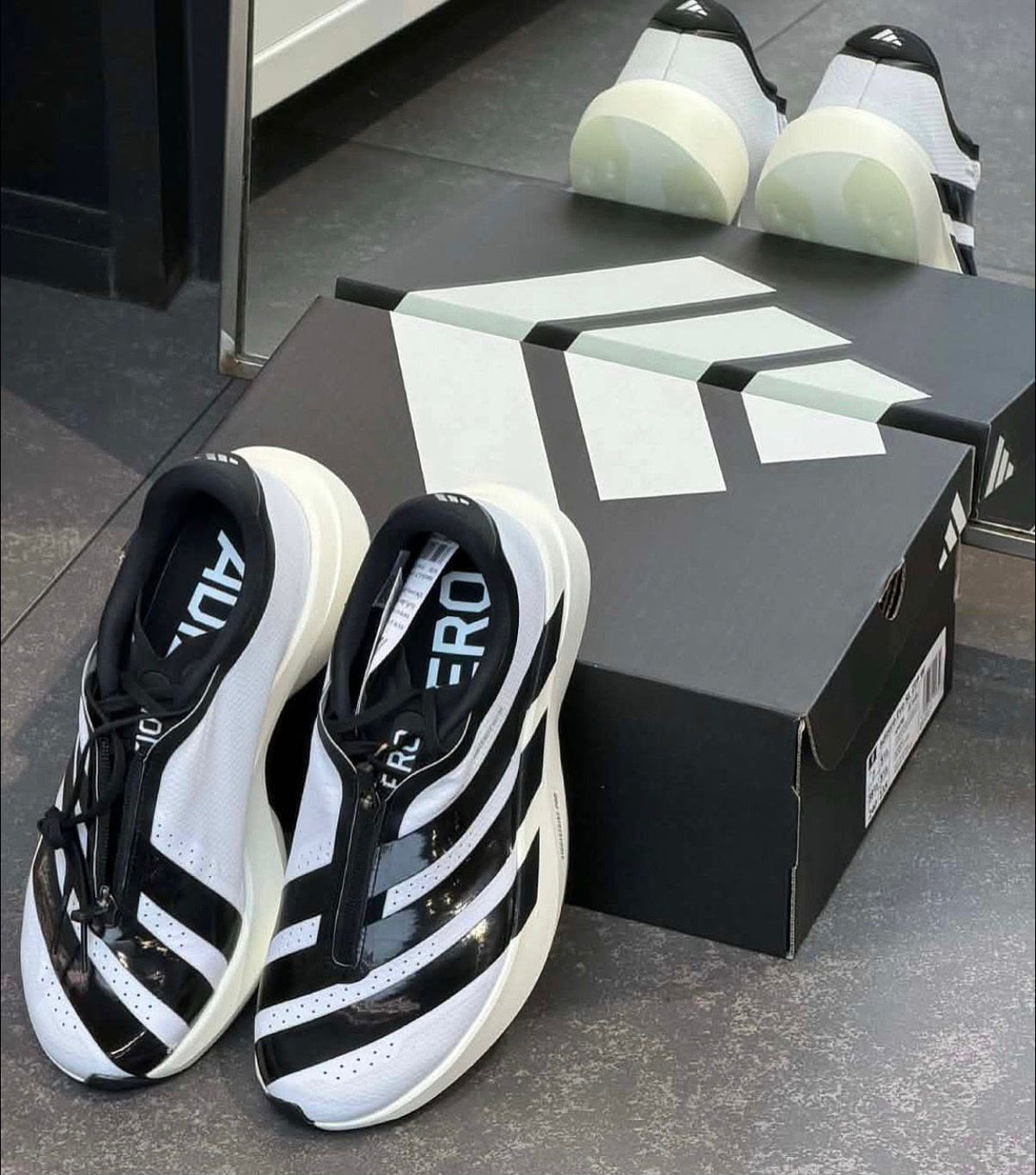 ADIDAS ADIZERO SL ZIP WHITE