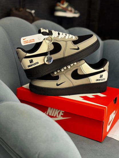NIKE AIRFORCE CUSTOM UNDEFEATED KEY CHAIN 2025
