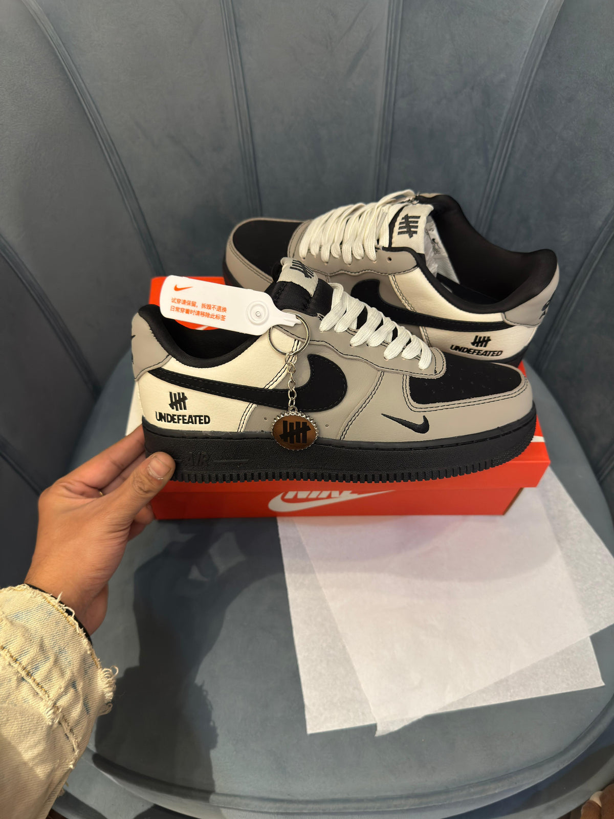 NIKE AIRFORCE CUSTOM UNDEFEATED KEY CHAIN 2025