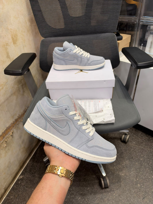 NIKE AIR JORDAN 1 LOW OBSIDIAN MIST