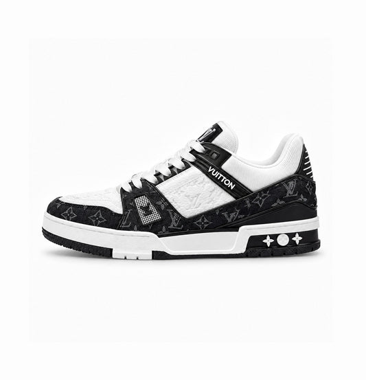 LOUIS VUITTON TRAINER WHITE BLACK
