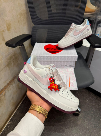 NIKE AIR FORCE 1 LOW VALENTINE DAY