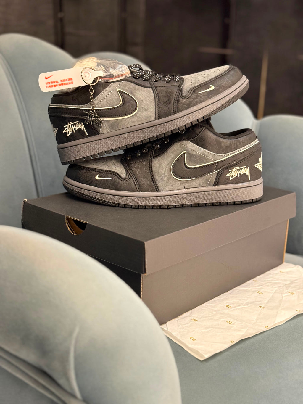 AIR JORDANS RETRO 1  X STUSSY PHANTOM