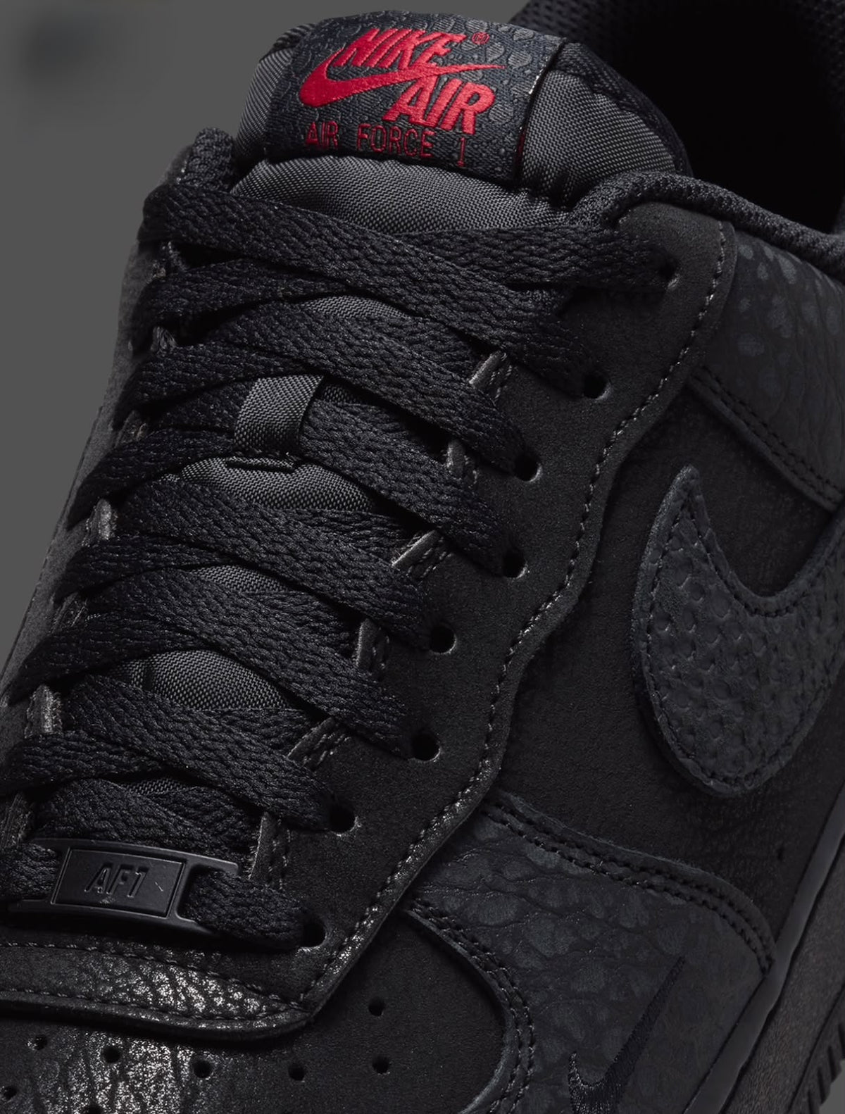 NIKE AIRFORCE 1 HELLFIRE