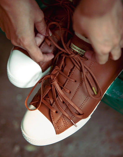 CONVERSE CHUCK TAYLOR LO LEATHER 2026