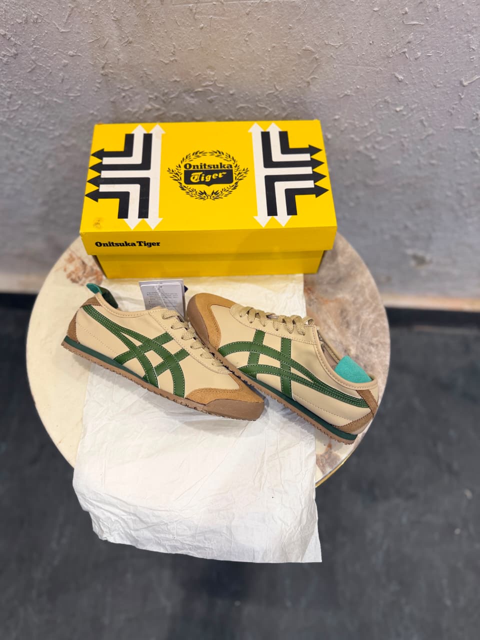 ONITSUKA TIGER BEIGE GREEN
