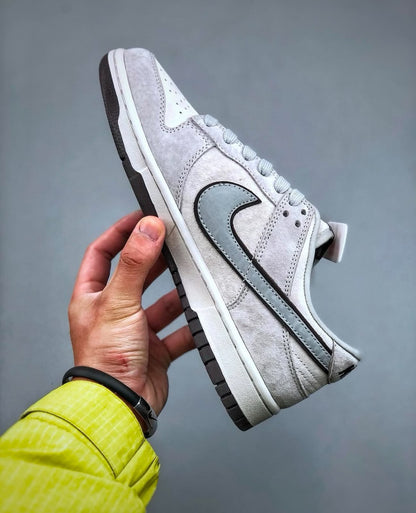 NIKE SB DUNK LOW X THE NORTH FACE