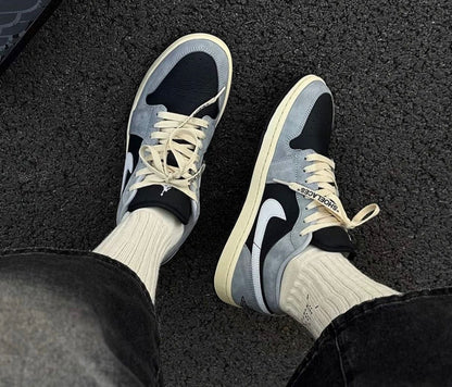AIR JORDANS RETRO 1 REEVESE SHADOW