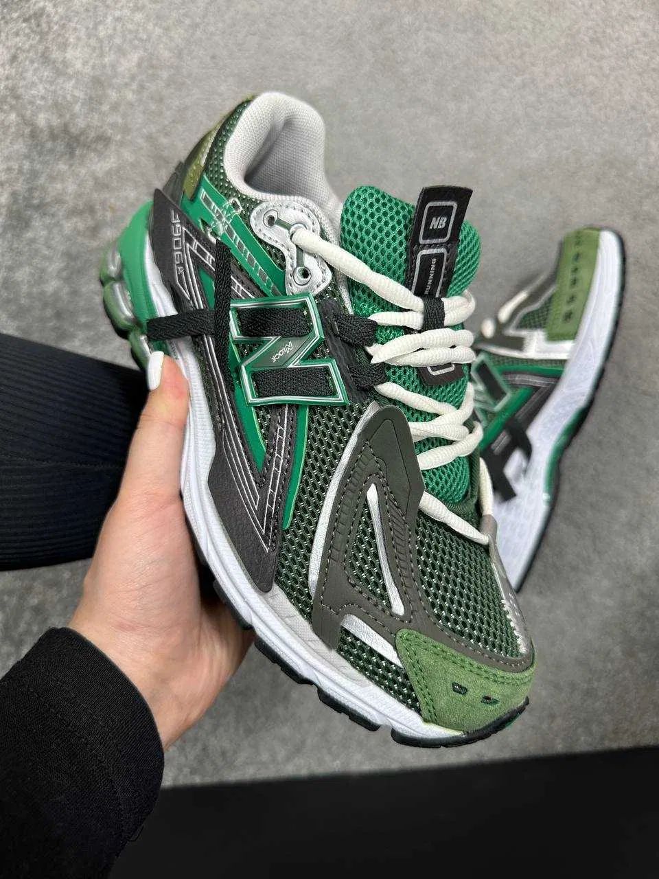 NEW BALANCE 1906 A THUNDER GREEN