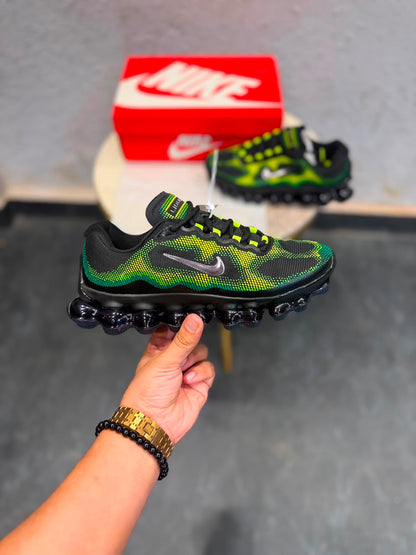 NIKE AIR LIQUID MAX POISON DART FROG AND TRIPLE BLACK