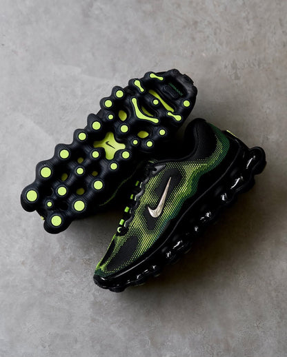 NIKE AIR LIQUID MAX POISON DART FROG AND TRIPLE BLACK