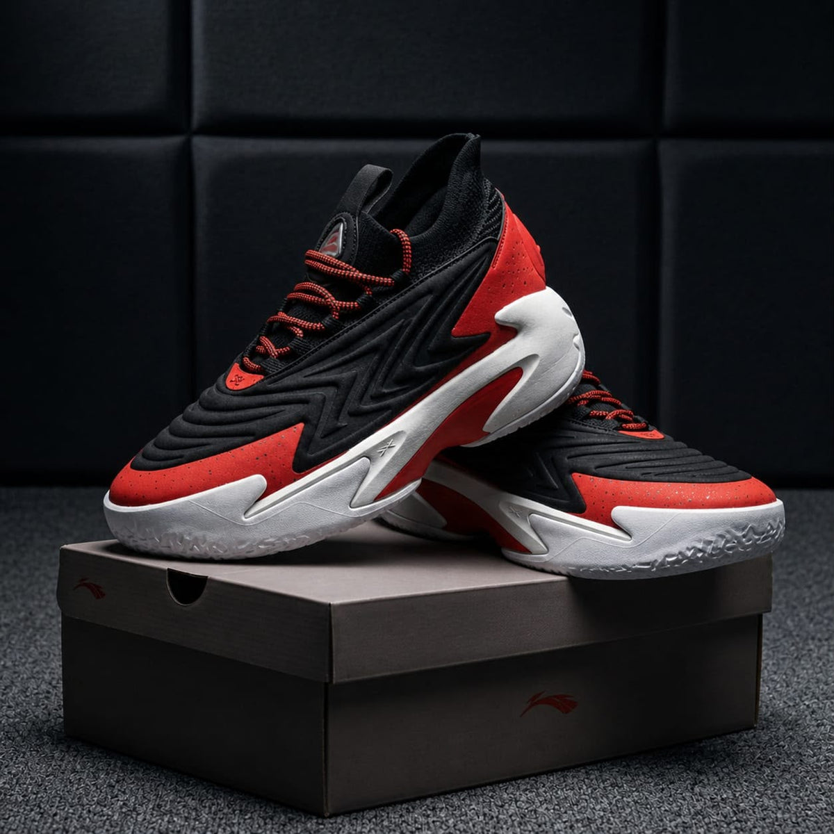 UNDER ARMOUR CHERRY 13 WHITE RED