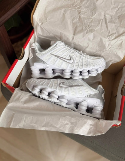 NIKE SHOX TLWHITE METALLIC SILVER
