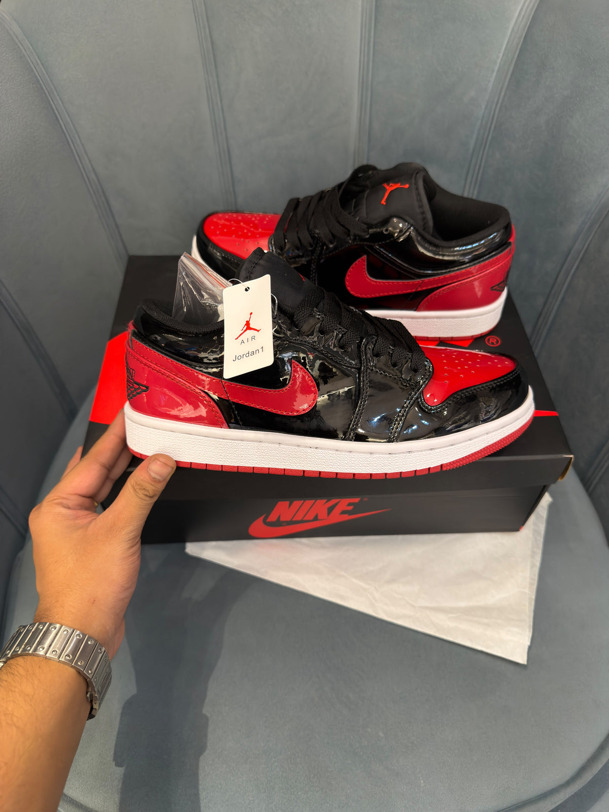 JORDAN 1 LOW PATENT BRED