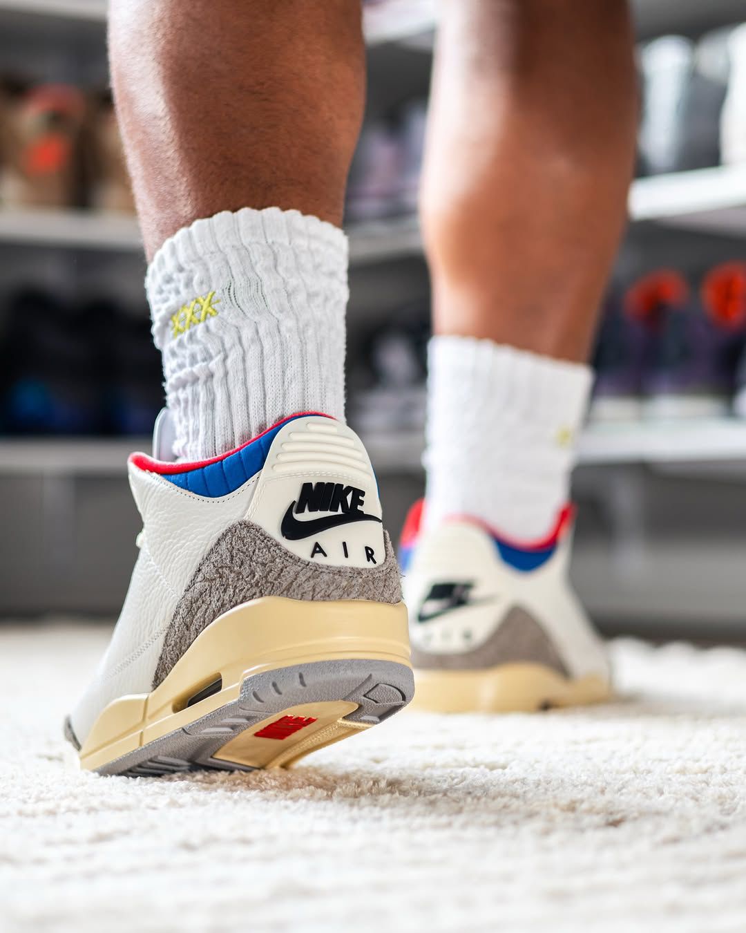 AIR JORDAN RETRO 3 SEOUL 2.0 GREY CEMENT