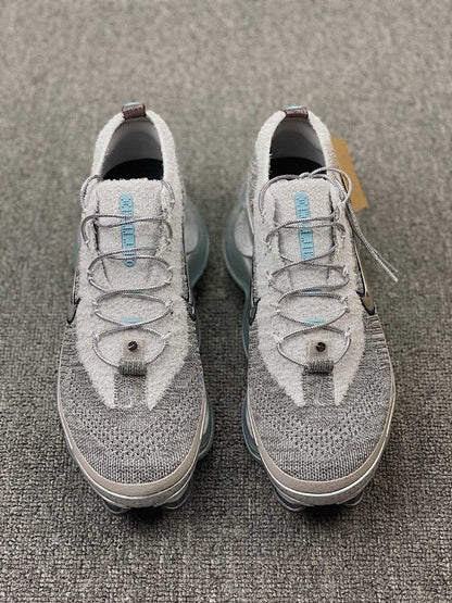 NIKE AIR MAX SCORPION PLATINUM GREY