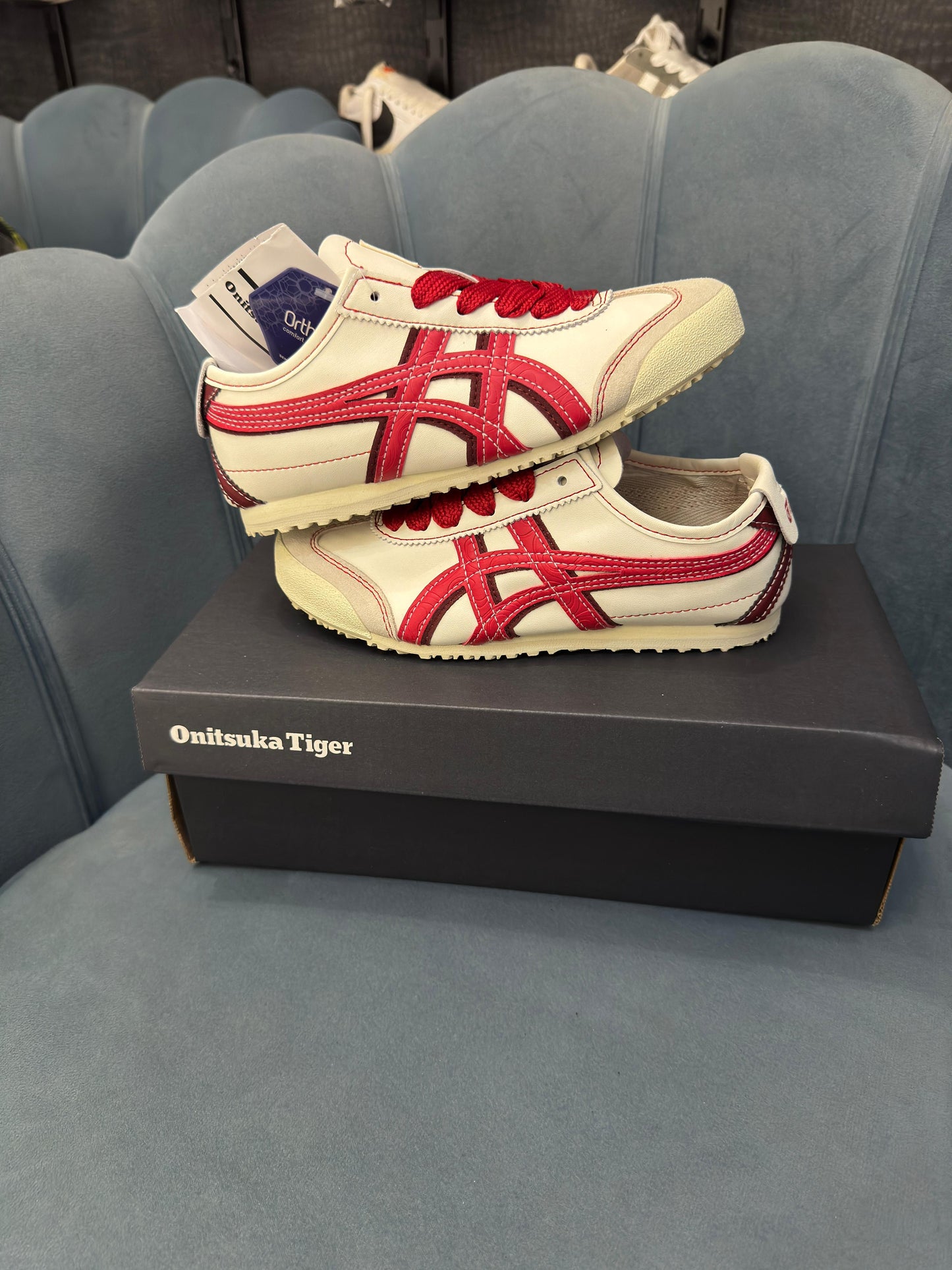 ONITSUKA TIGER MEXICO 66 YEARS OF THE SNAKE
