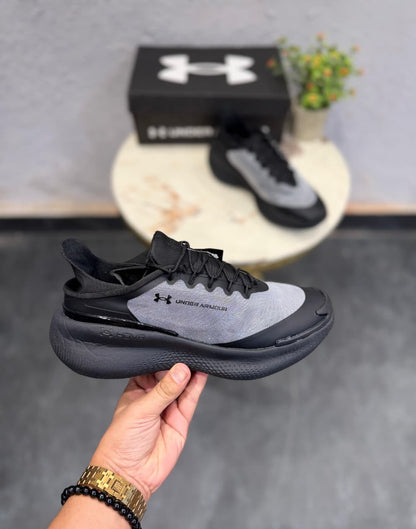 UNDER ARMOUR ECHO SLIPSPEED 4 COLOURS