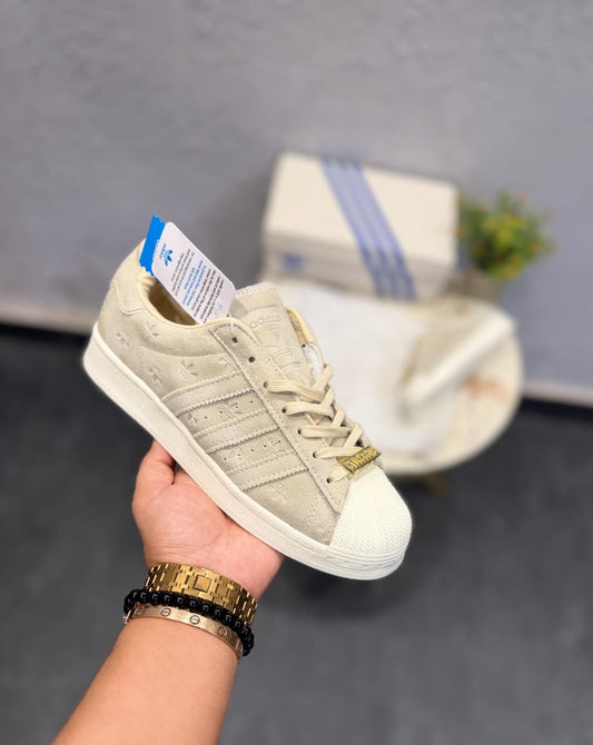 ADIDAS ORIGINALS SUPERSTAR  BEIGE ENGRAVED 3 STRIPS FLOWER